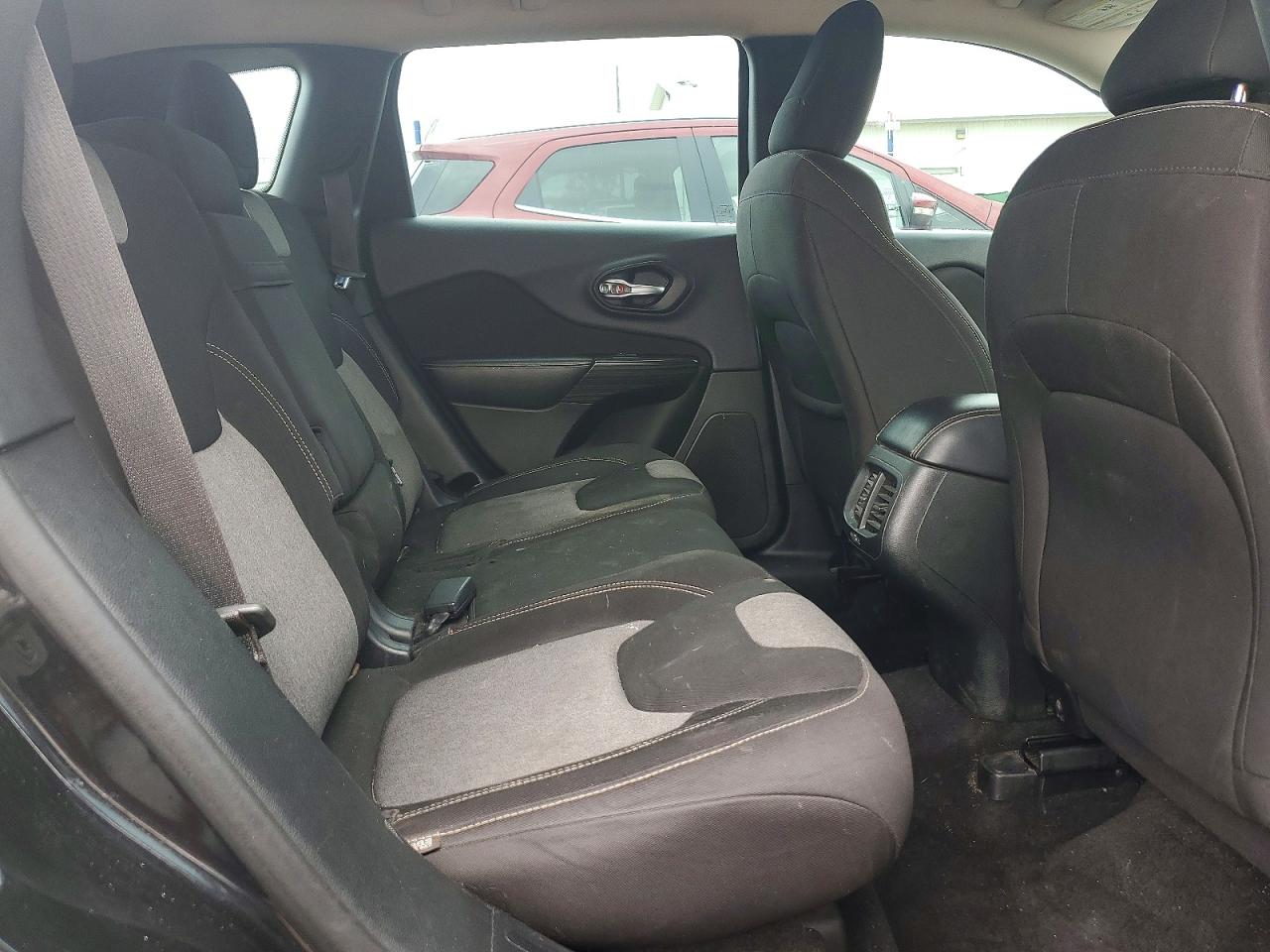 Jeep Grand Cherokee Sport