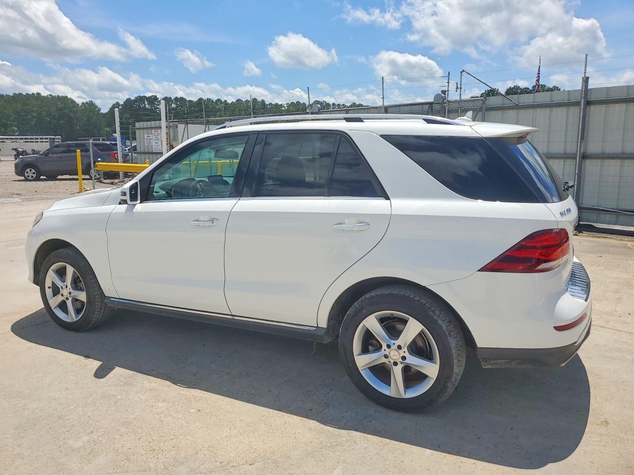 Mercedes-Benz GLE 350