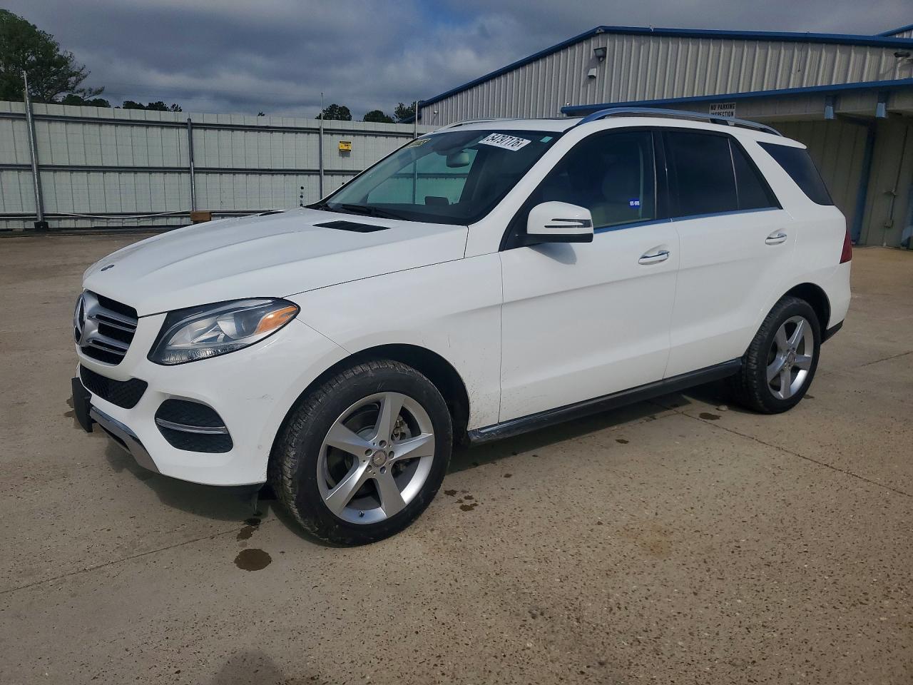 Salvage Mercedes-Benz GLE Image