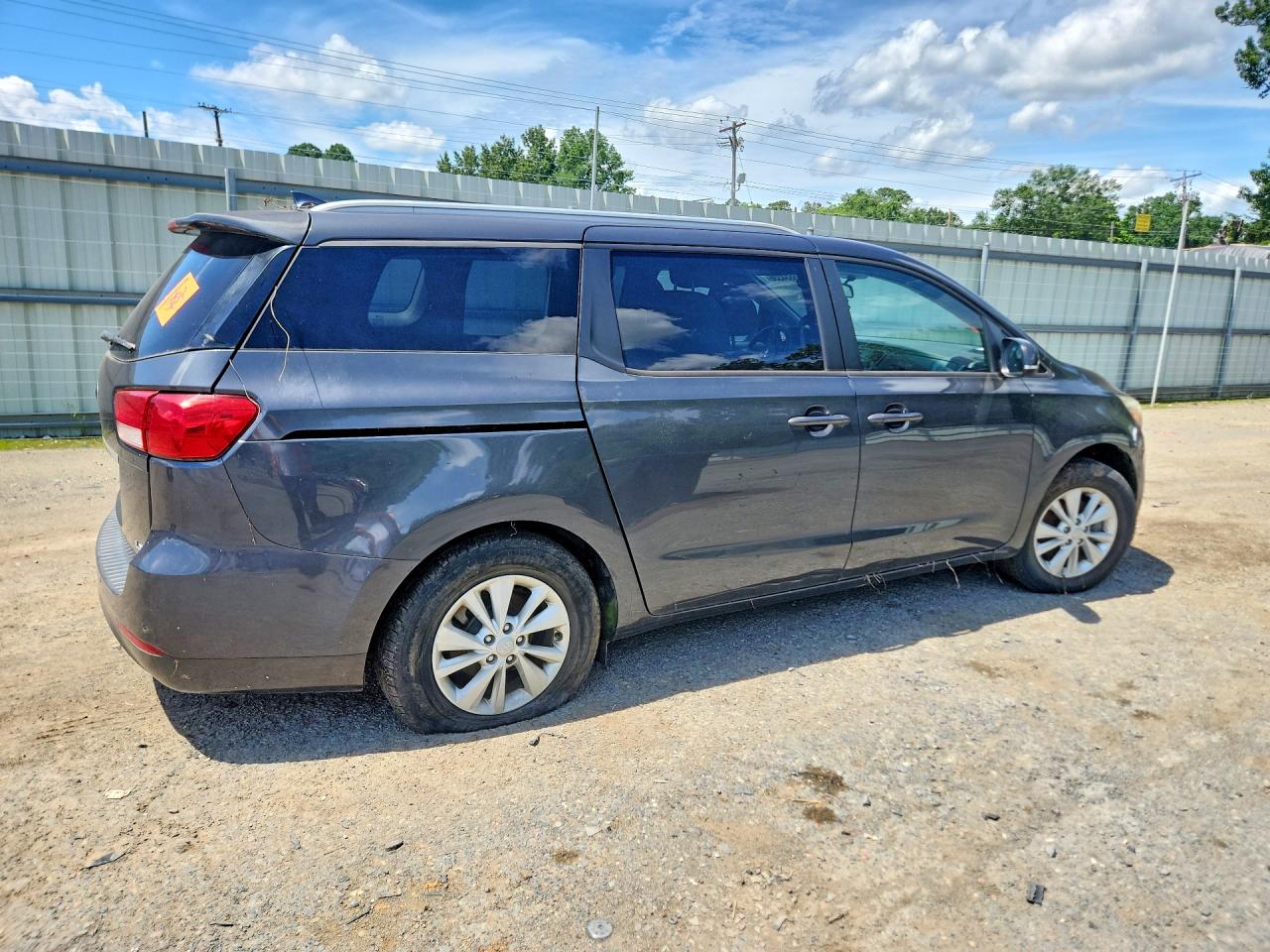 Kia Sedona Lx