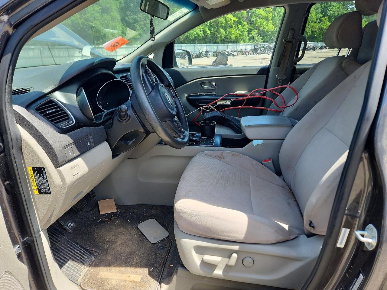 Kia Sedona Lx