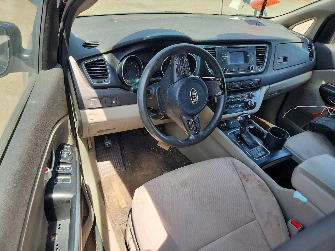 Kia Sedona Lx