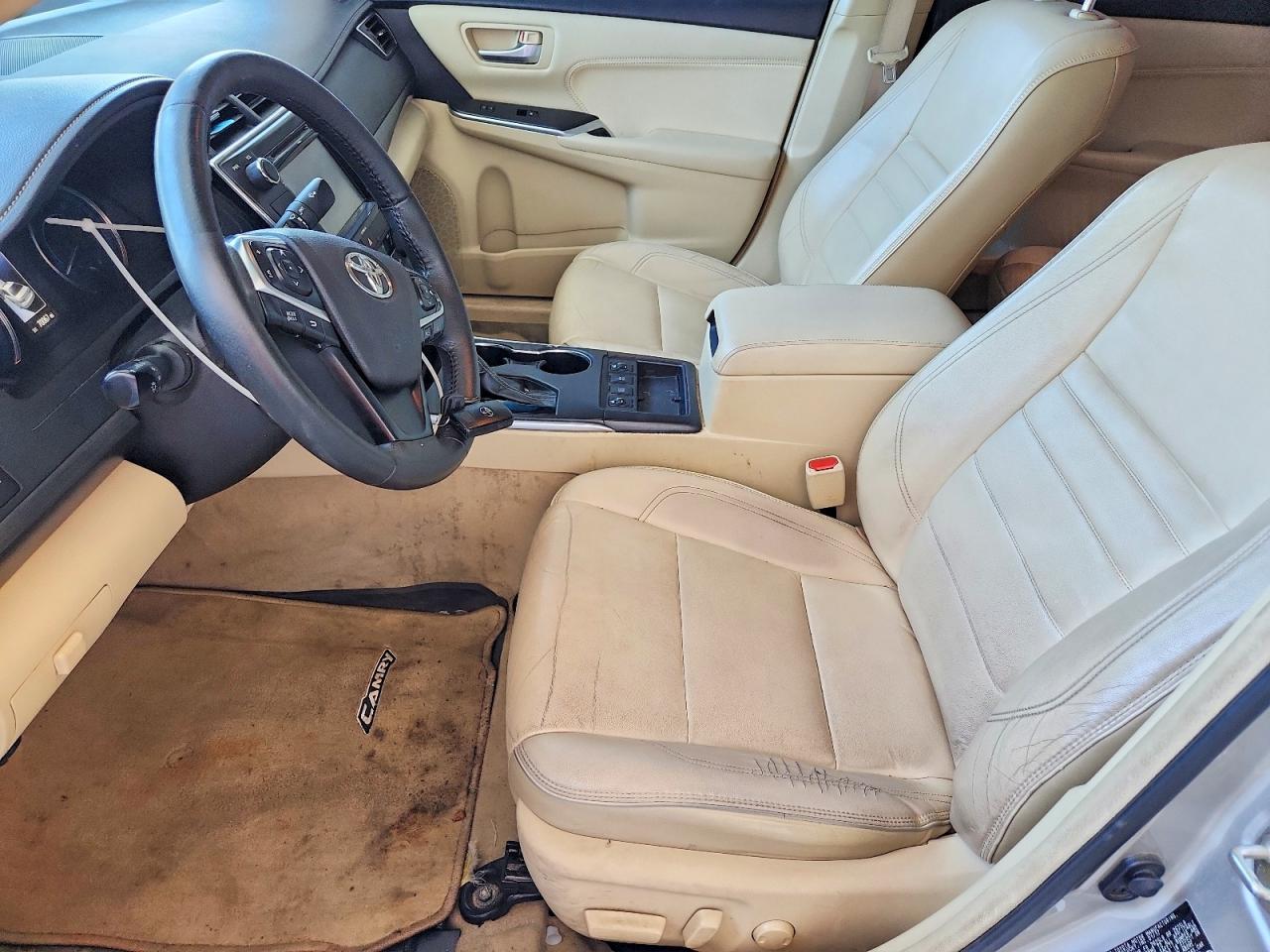 Toyota Camry Xle