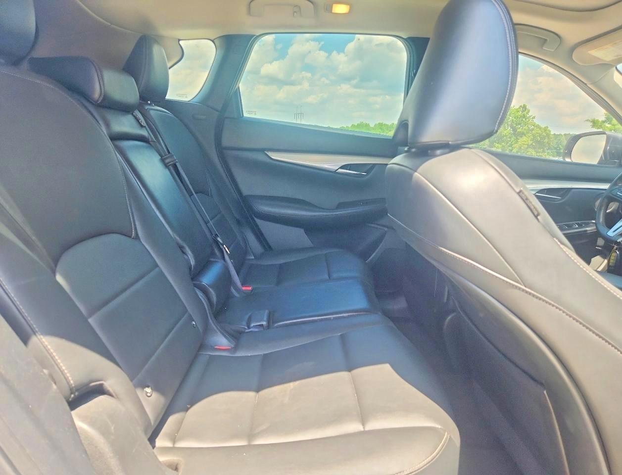 INFINITI Qx Luxe