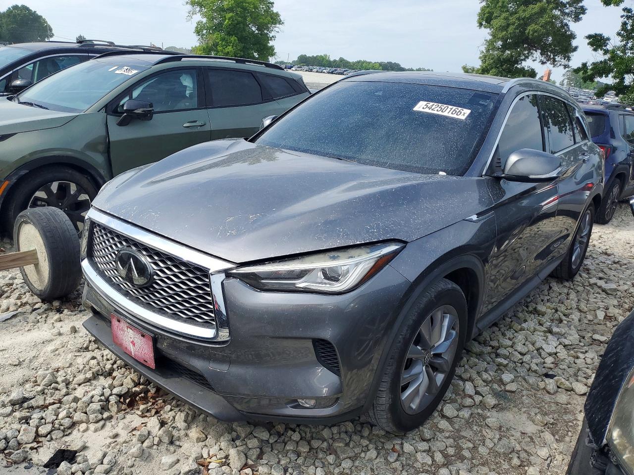 Salvage INFINITI Qx Image
