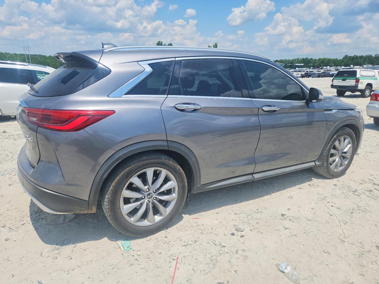 INFINITI Qx Luxe