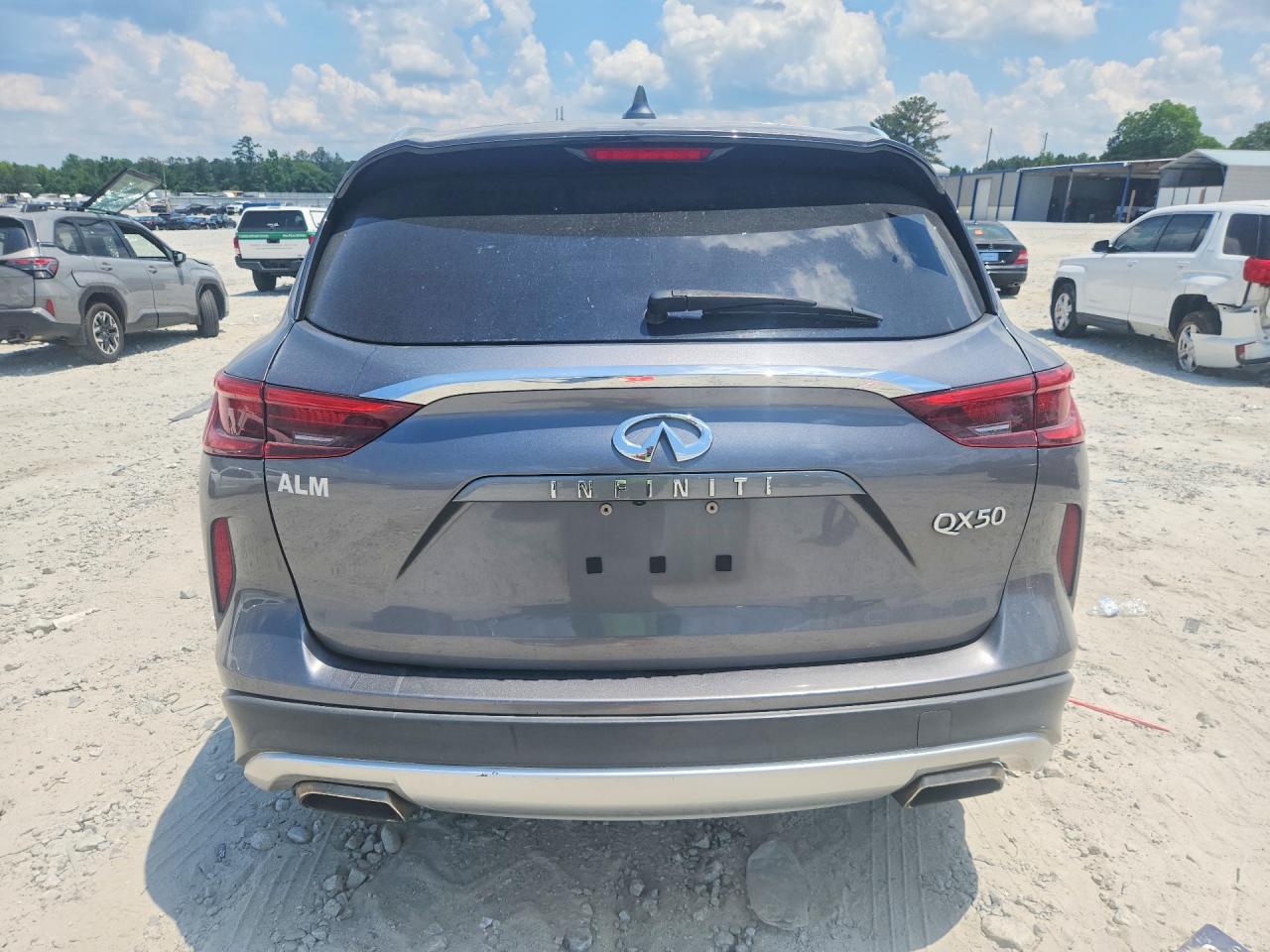 INFINITI Qx Luxe