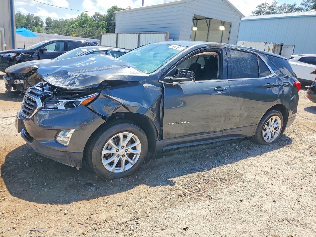 Salvage Chevrolet Equinox Image