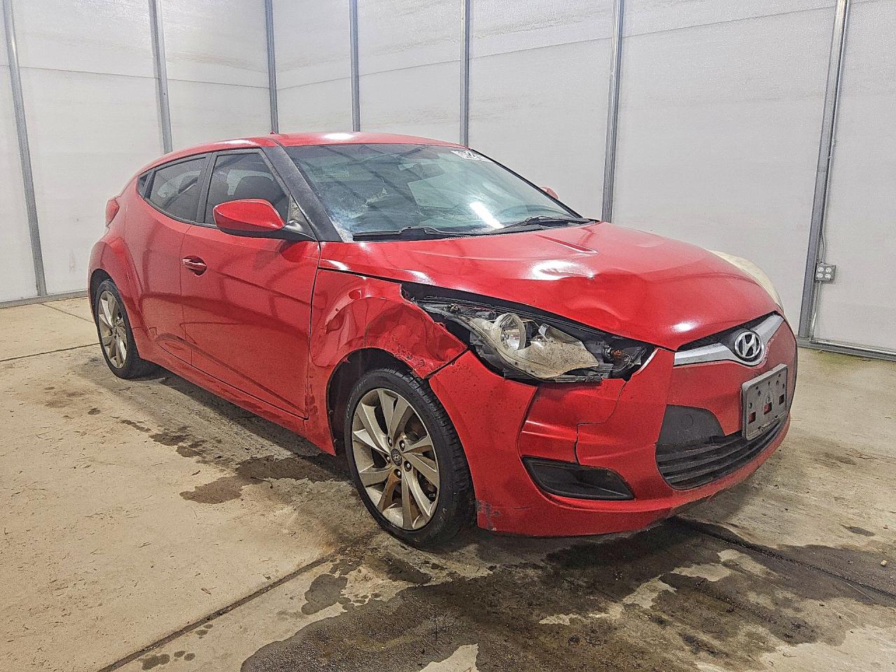 Hyundai VELOSTER Base