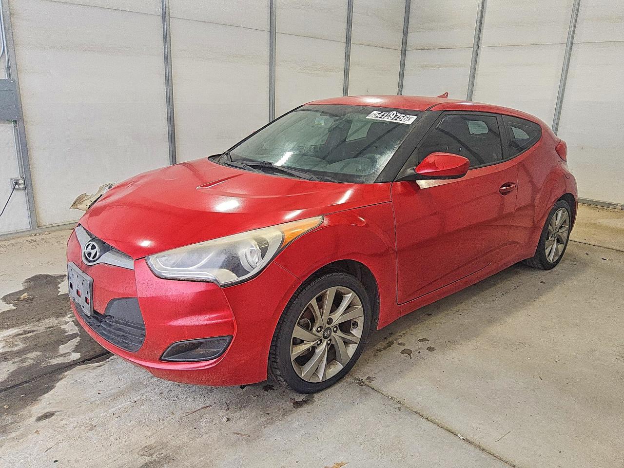 Salvage Hyundai VELOSTER Image