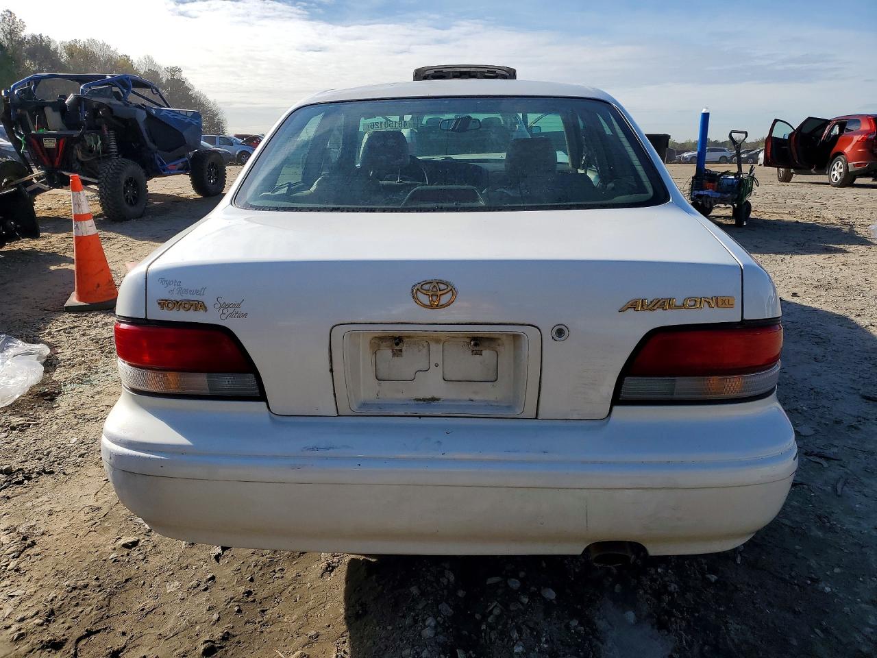 Toyota Avalon Xl