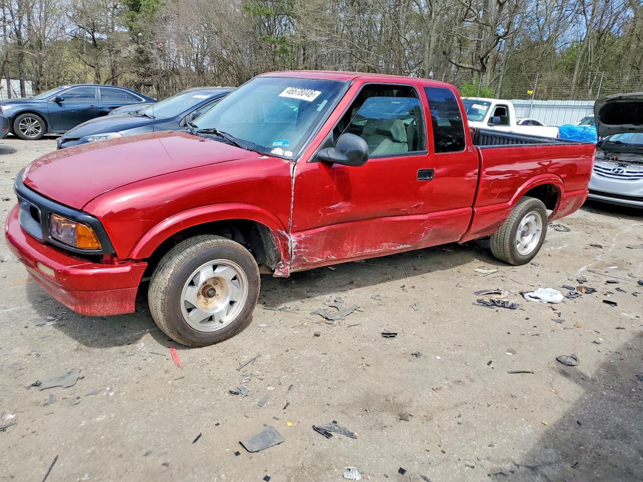 Salvage GMC Sonoma Image