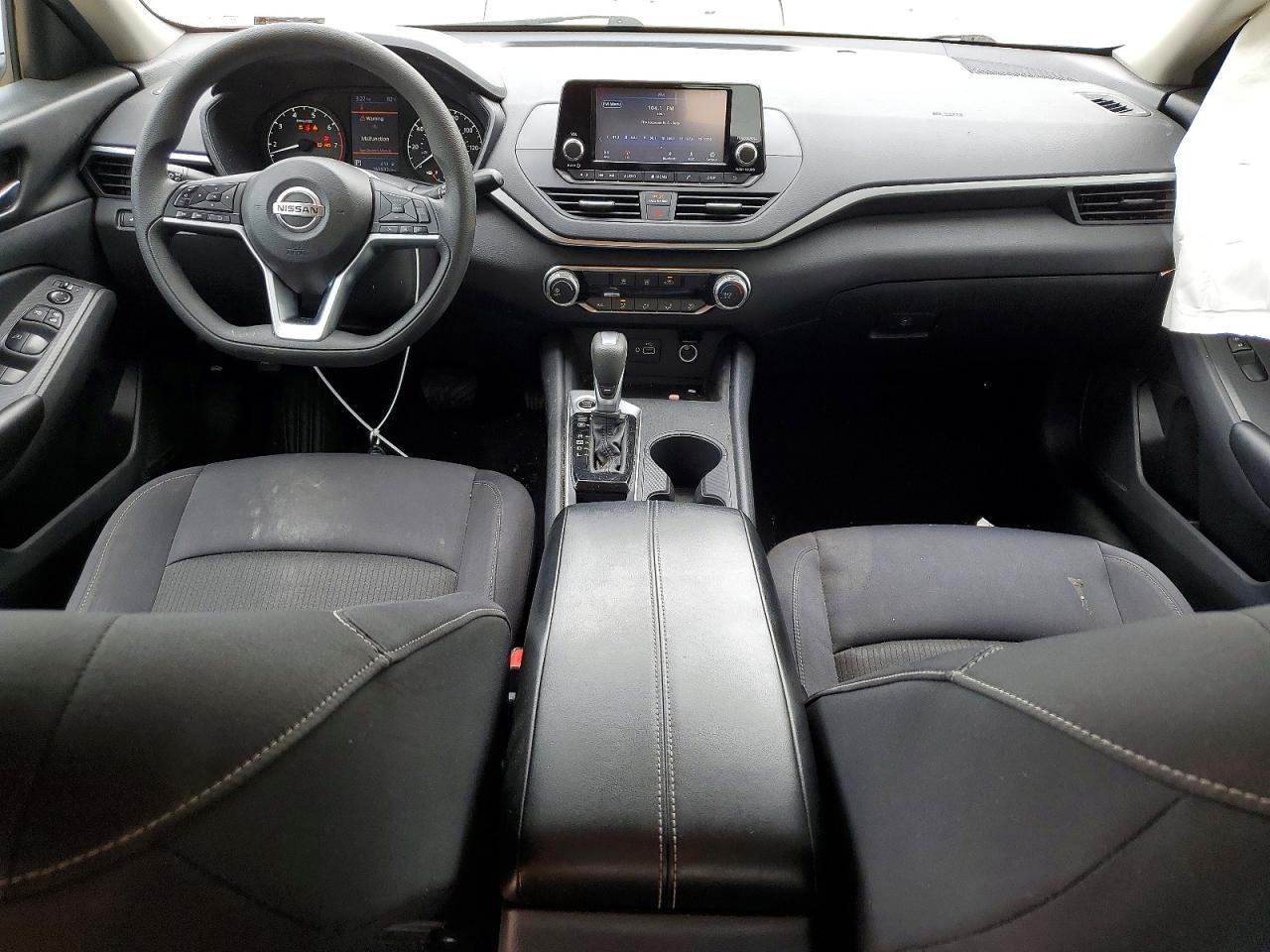 Nissan Altima S