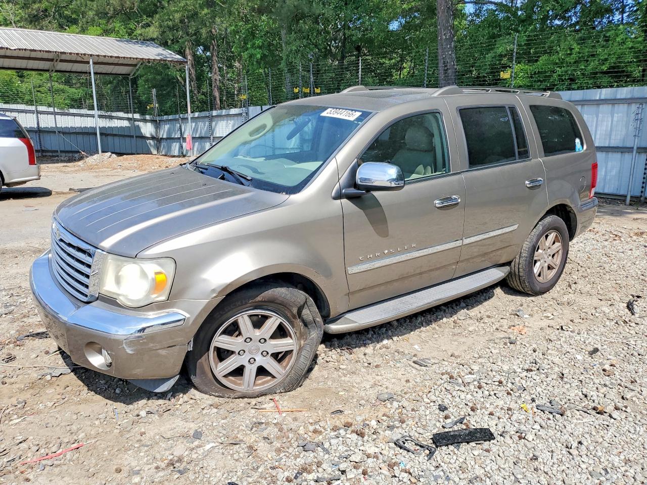 Salvage Chrysler Aspen Image