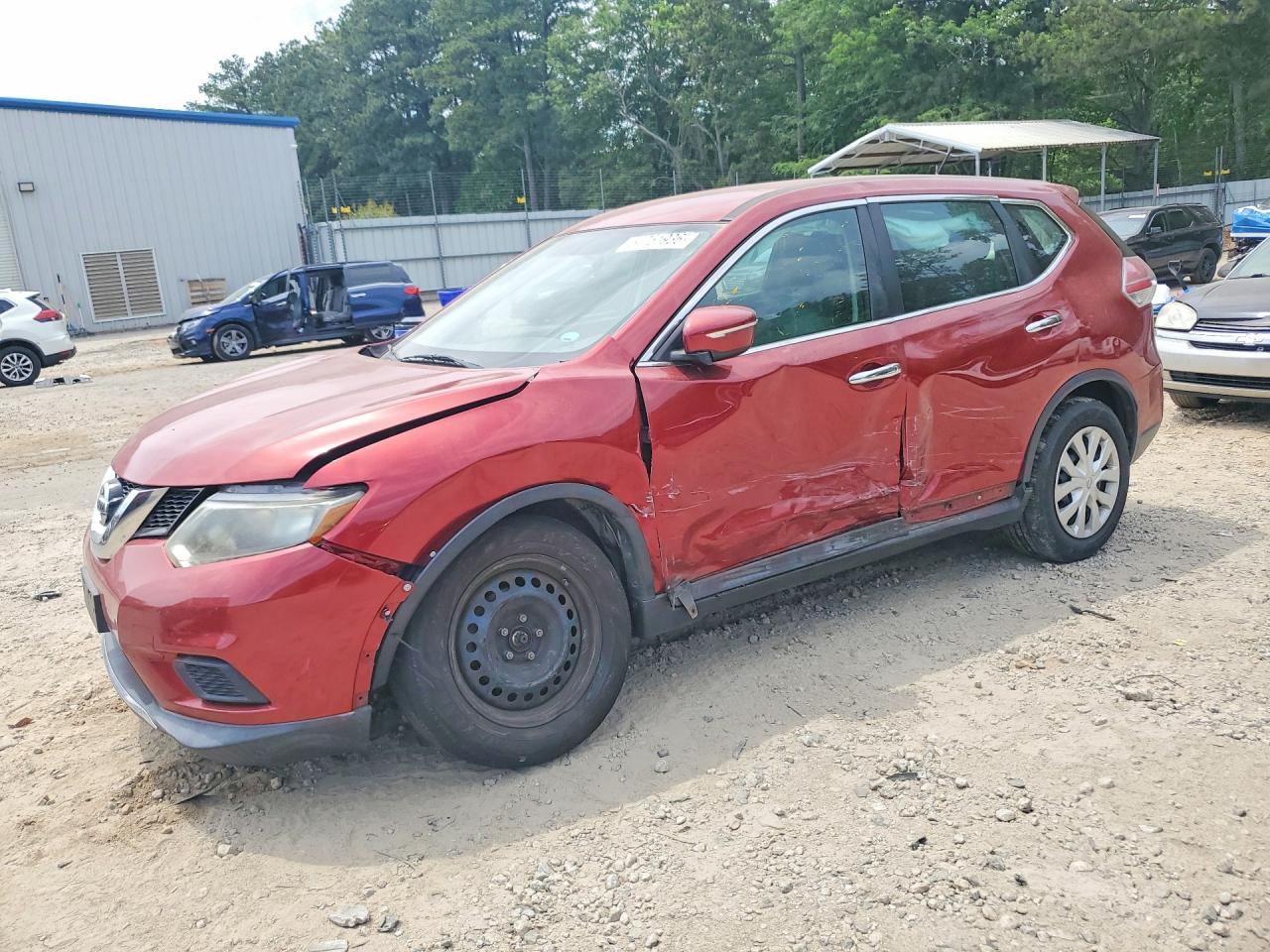 Salvage Nissan Rogue Image