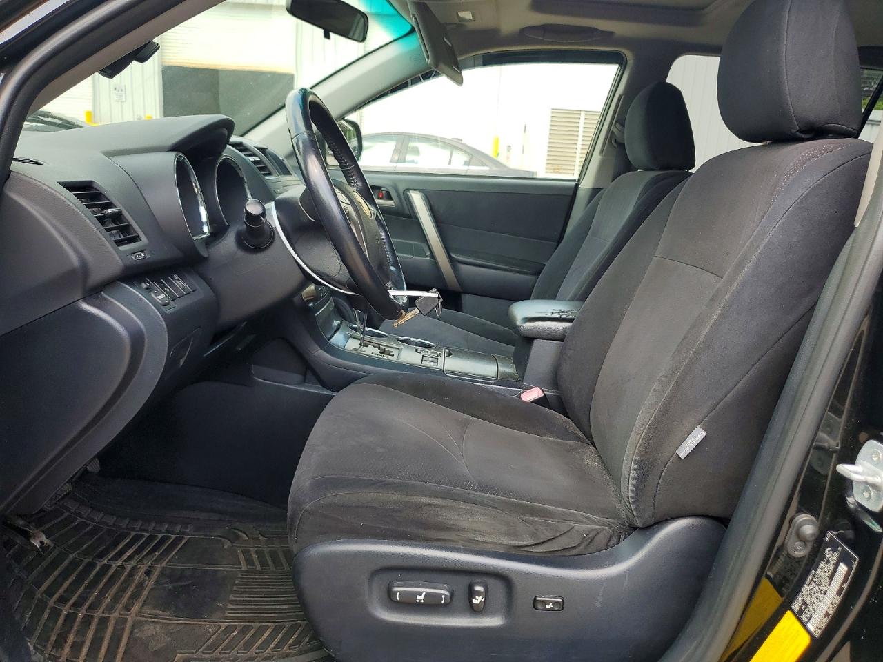 Toyota Highlander Sport