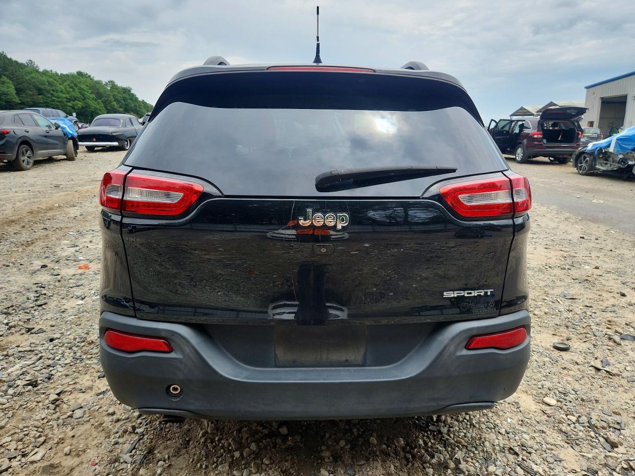 Jeep Cherokee Sport