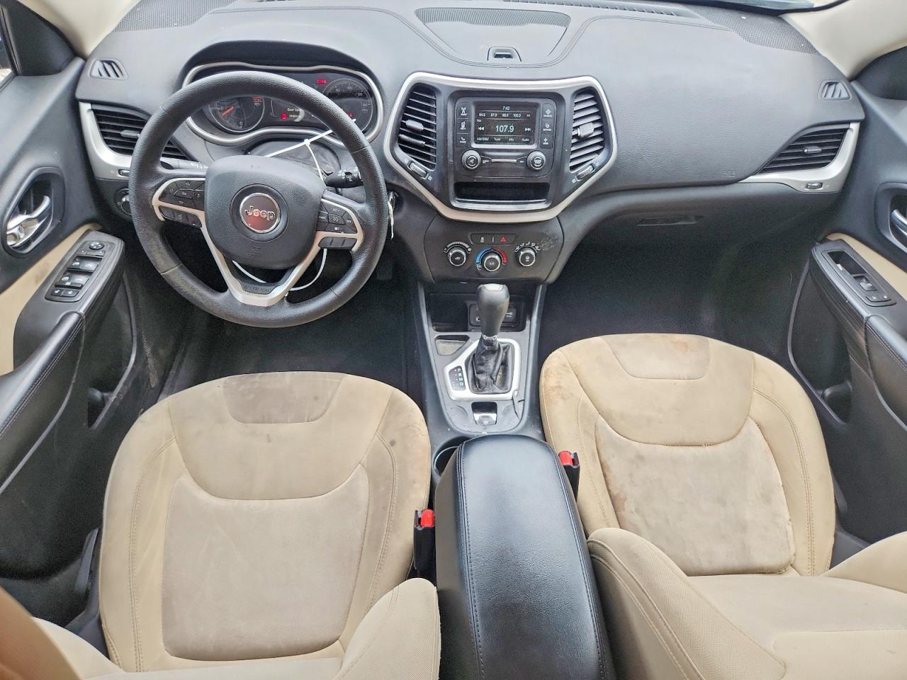 Jeep Cherokee Sport