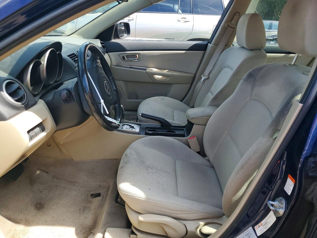 Mazda 3 I