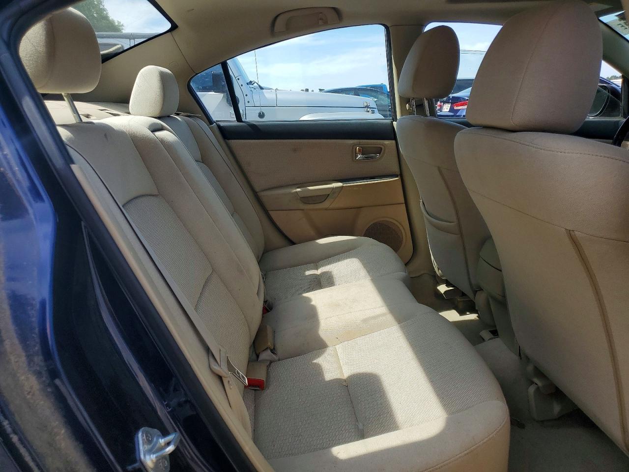 Mazda 3 I