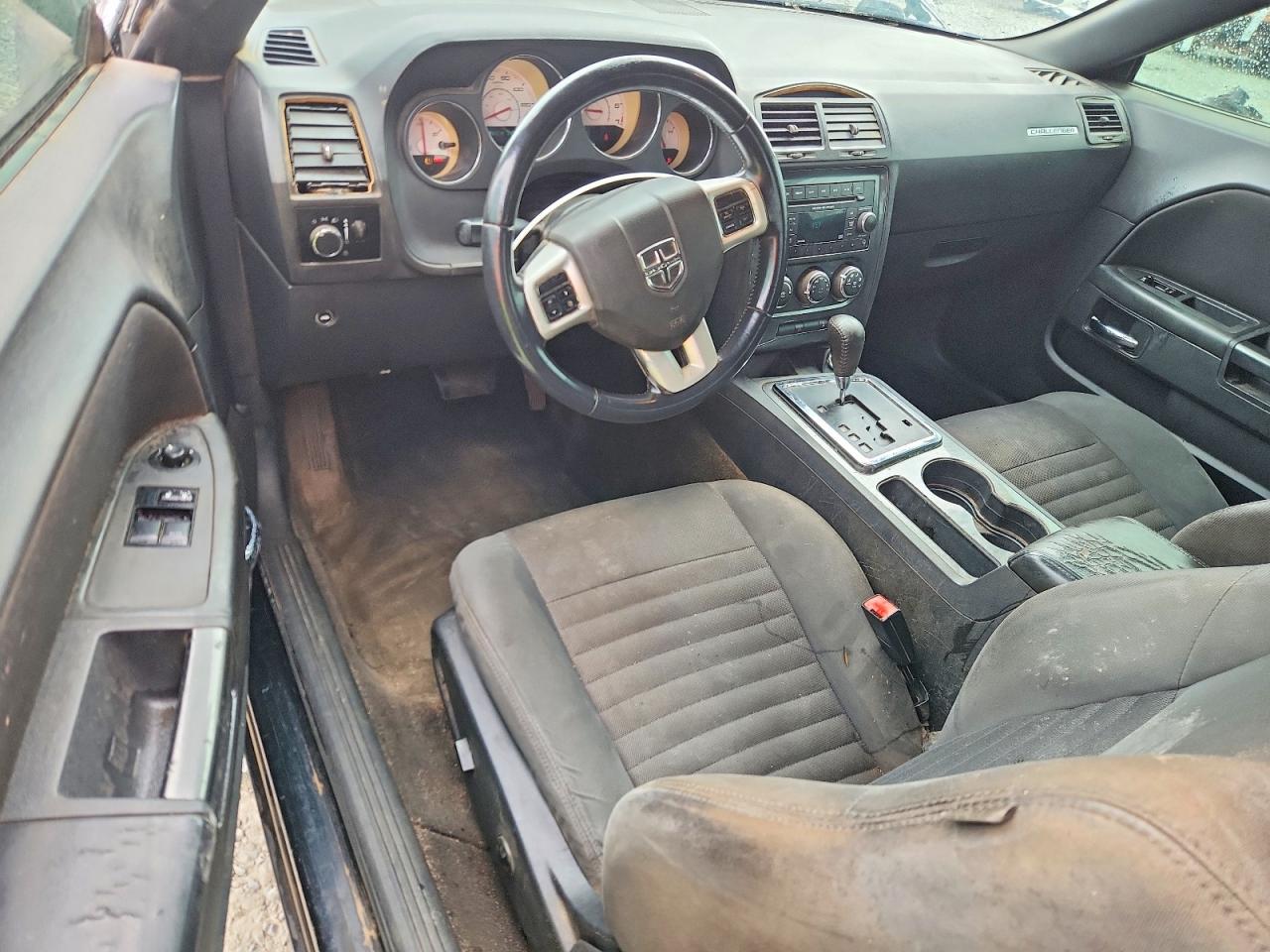 Dodge Challenger Sxt