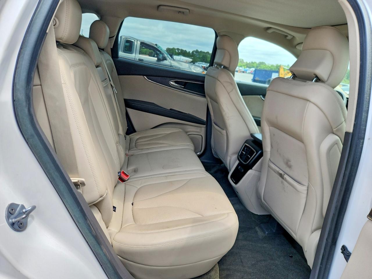 Lincoln MKX Reserve