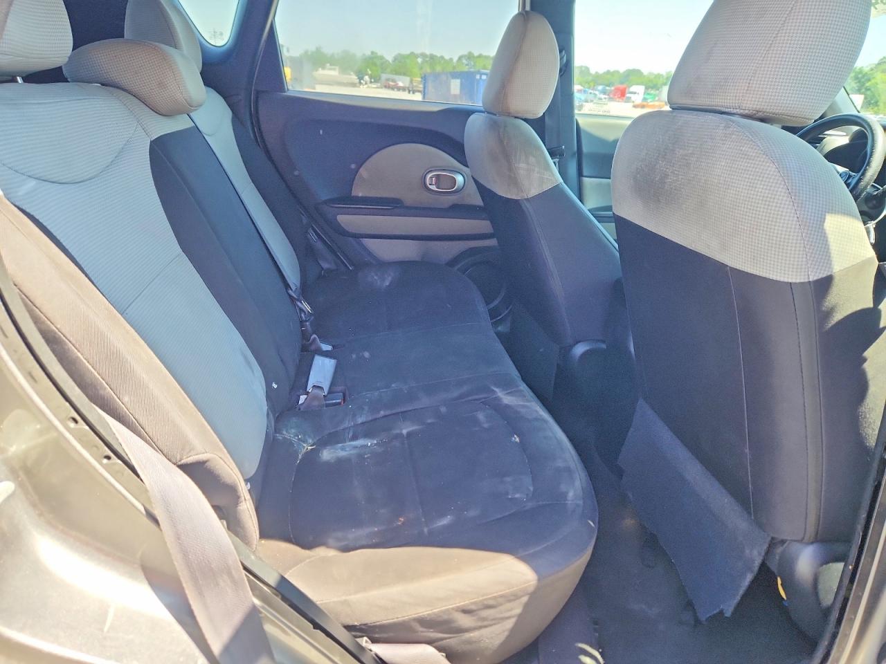Kia Soul Base