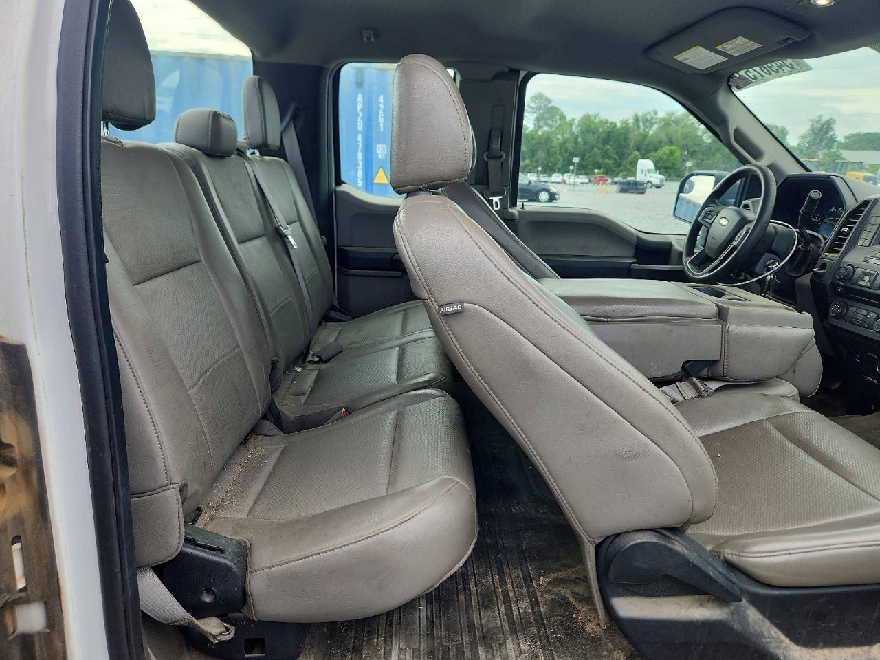 Ford F-150 Super Cab
