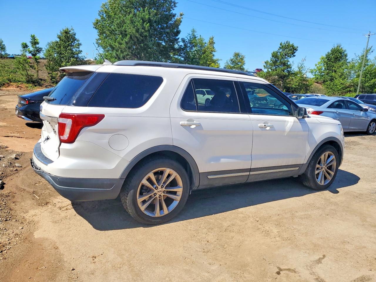 Ford Explorer Xlt