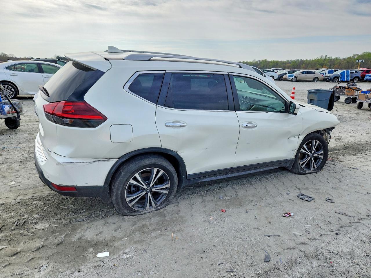 Nissan Rogue Sv
