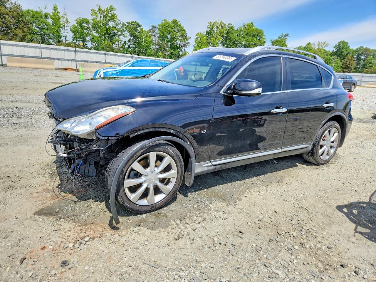 Salvage INFINITI Qx Image