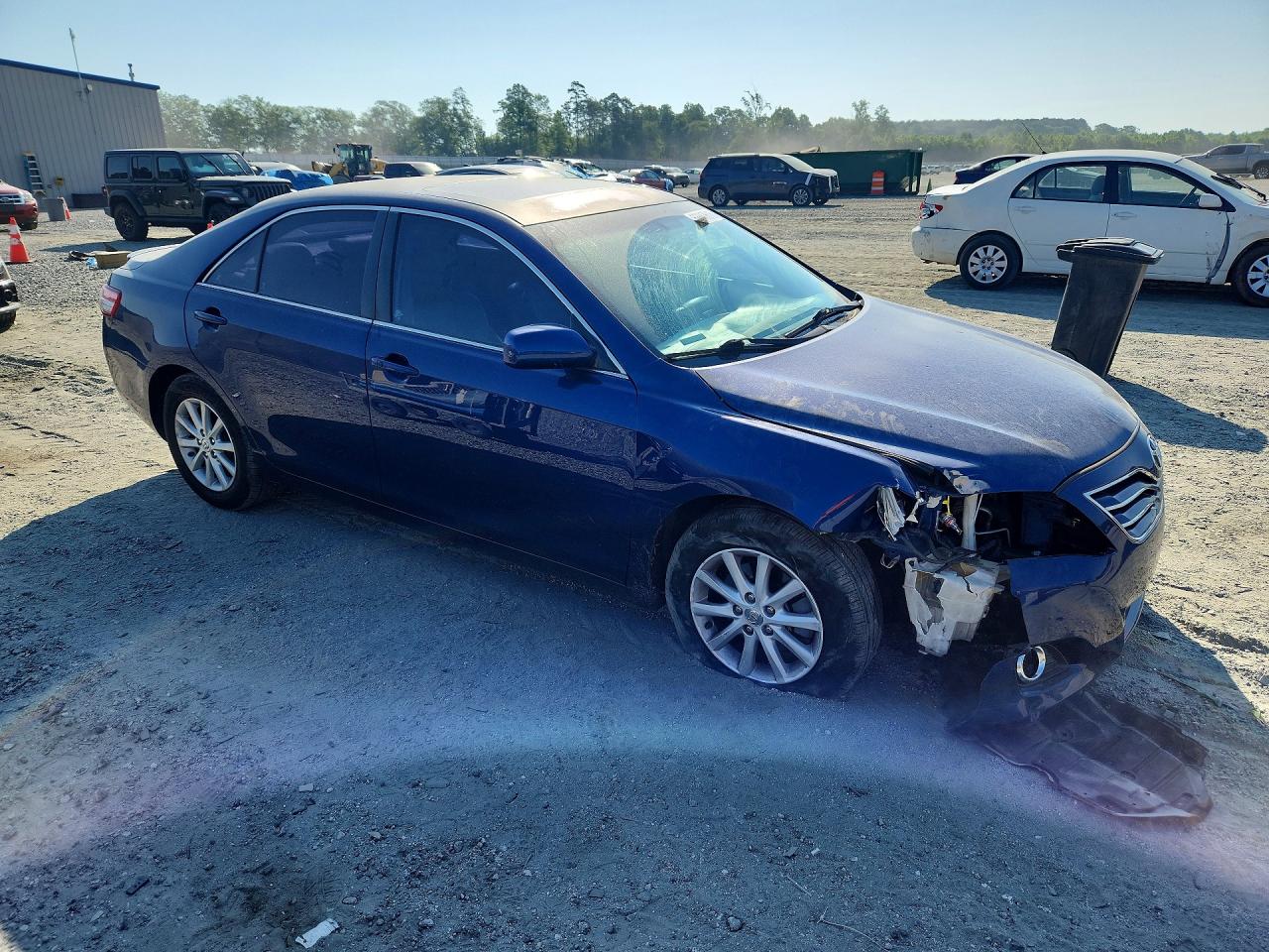 Toyota Camry Xle V6