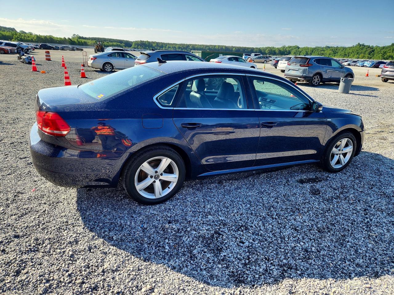 Volkswagen Passat S