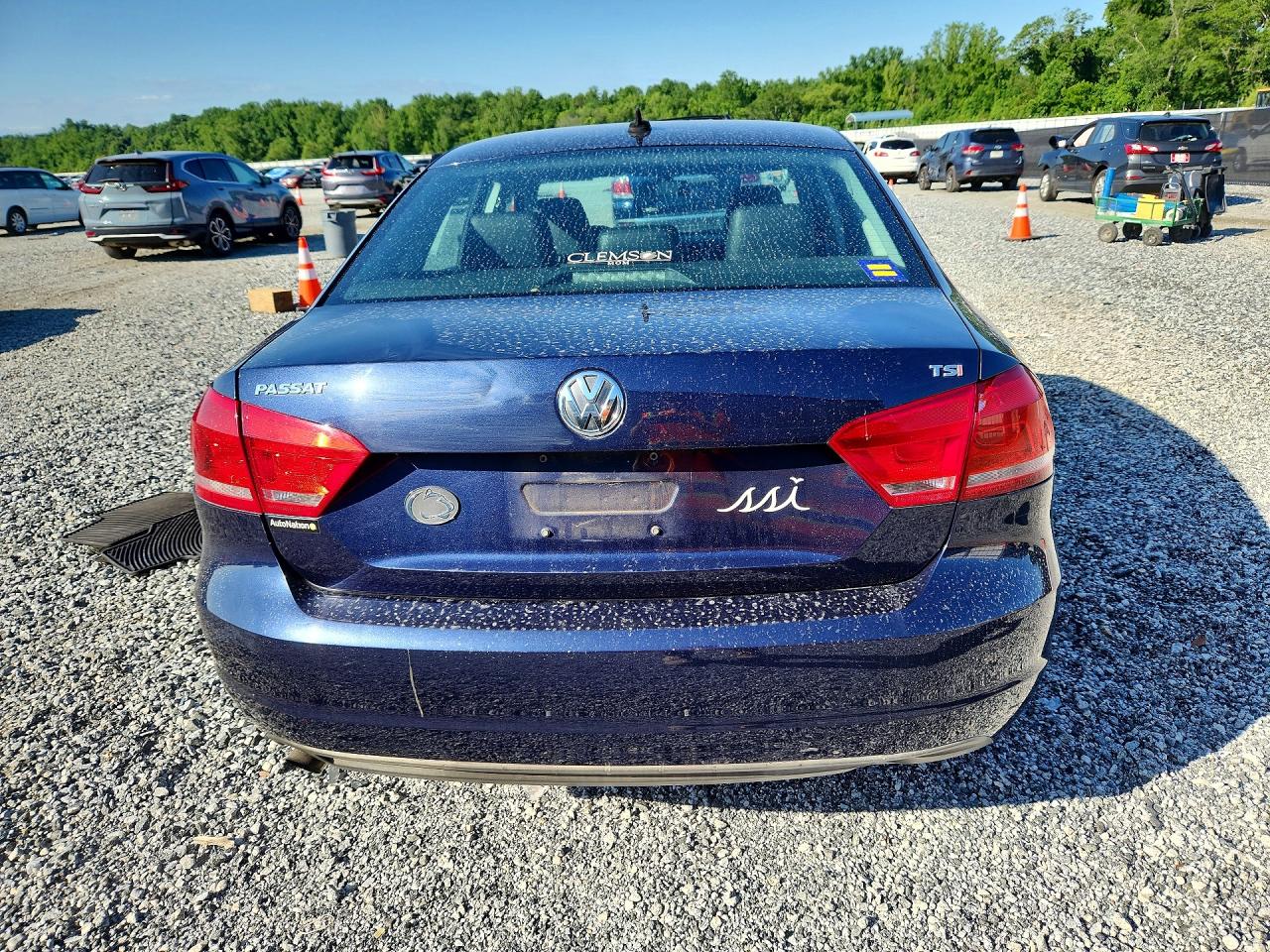 Volkswagen Passat S