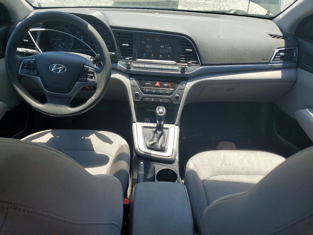Hyundai ELANTRA Sel
