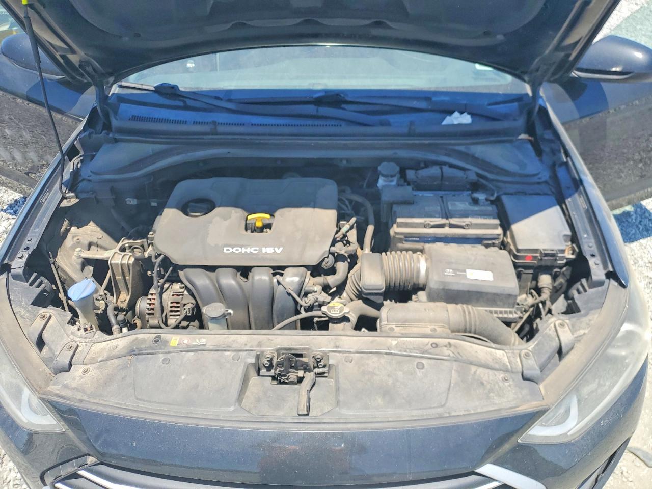 Hyundai ELANTRA Sel