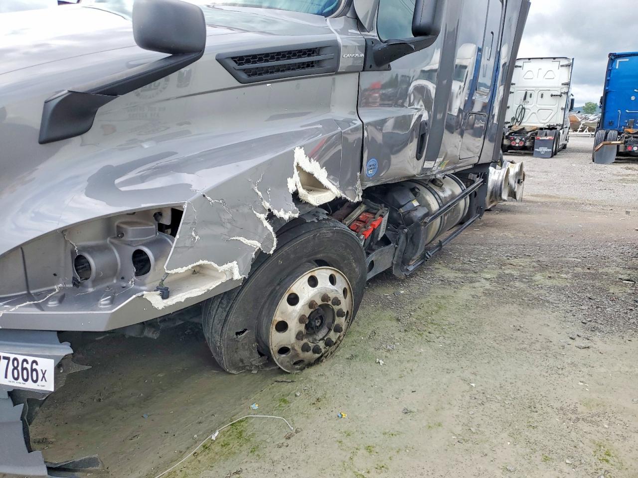 Freightliner Cascadia 126