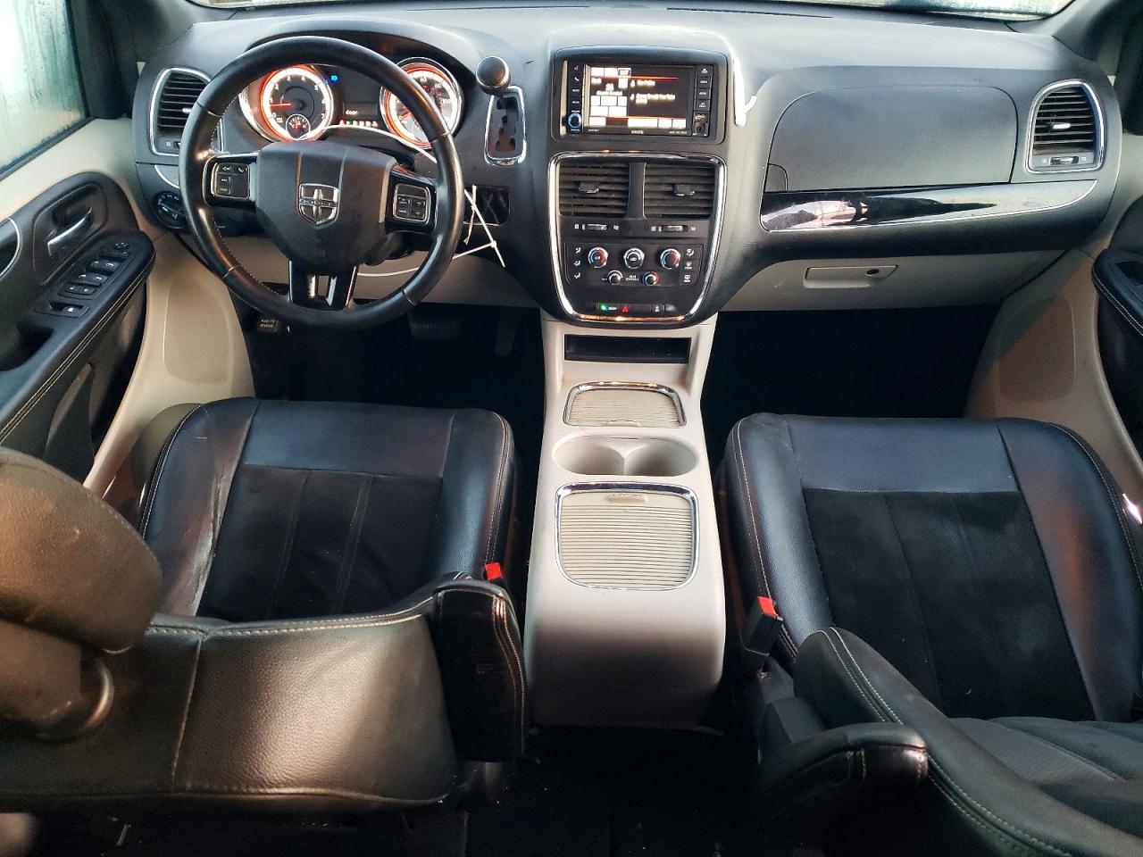Dodge Caravan Sxt