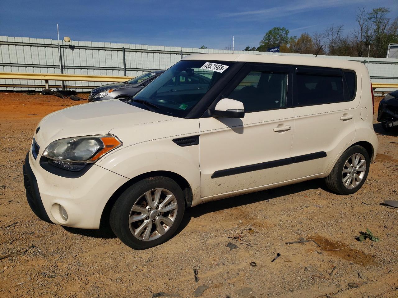 Salvage Kia Soul Image