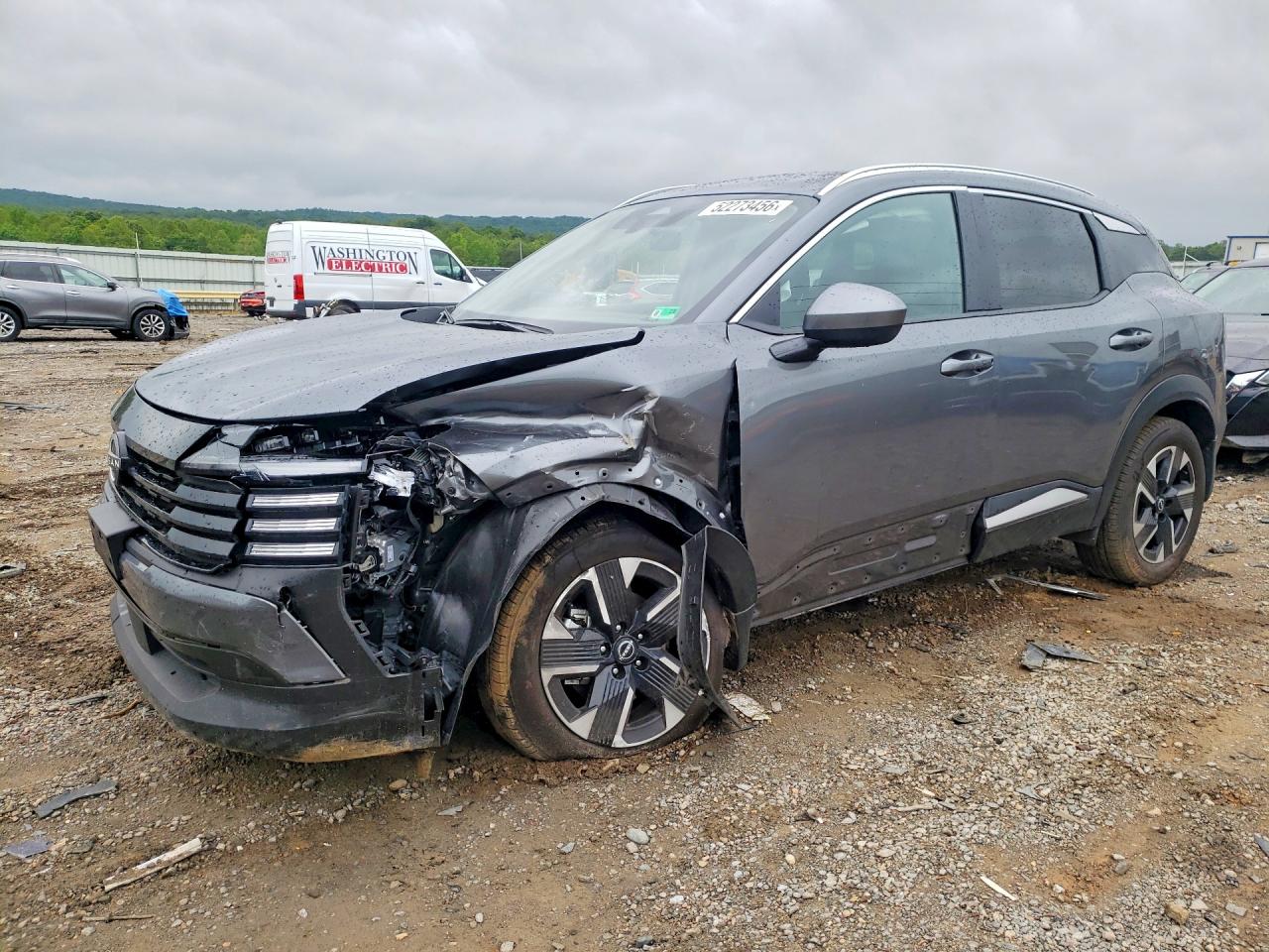 Salvage Nissan Kicks Image
