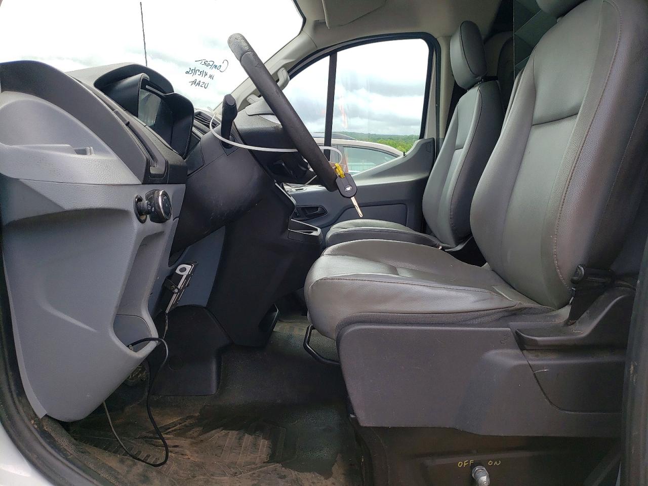 Ford Transit T-250