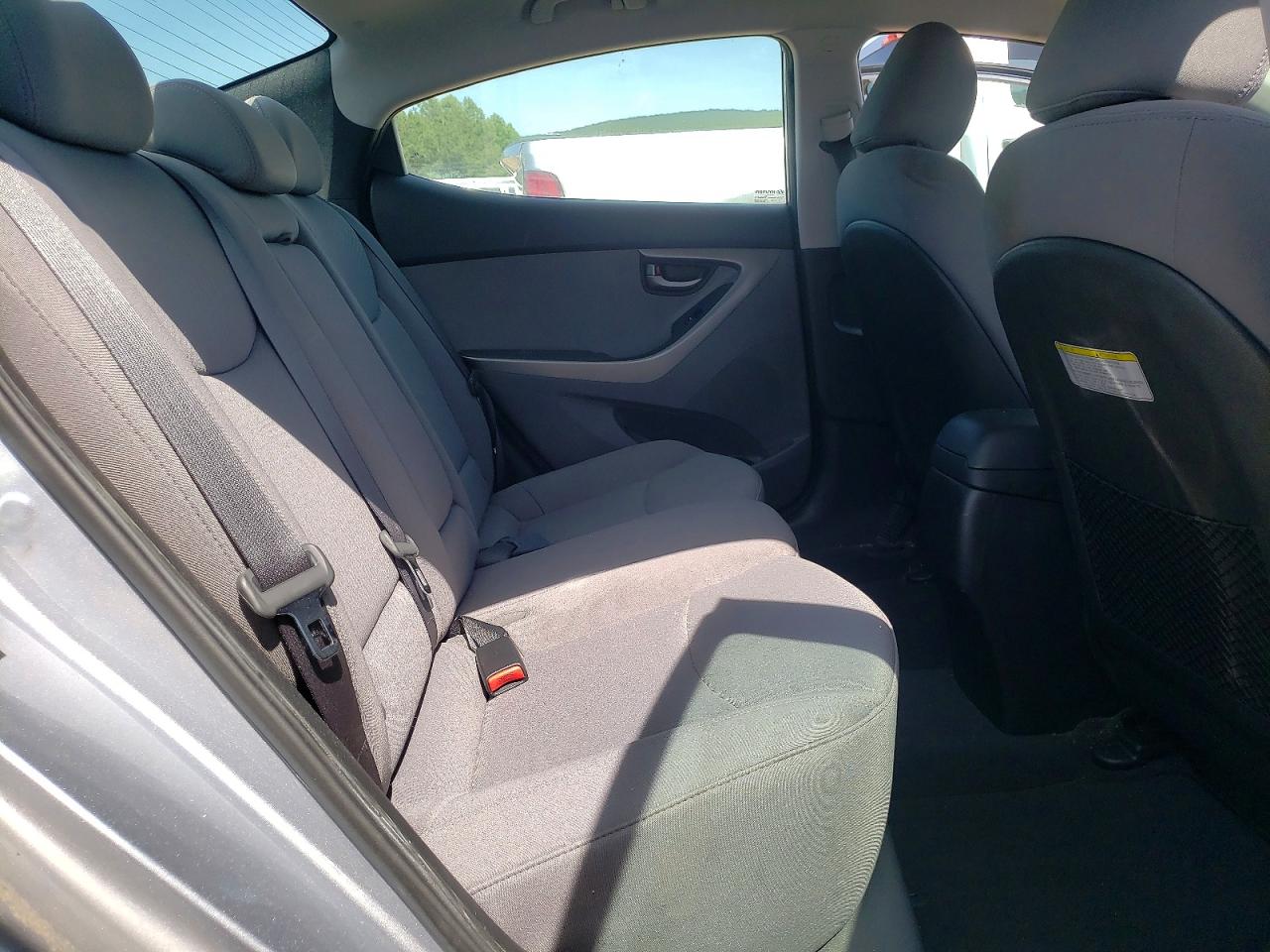 Hyundai ELANTRA Se