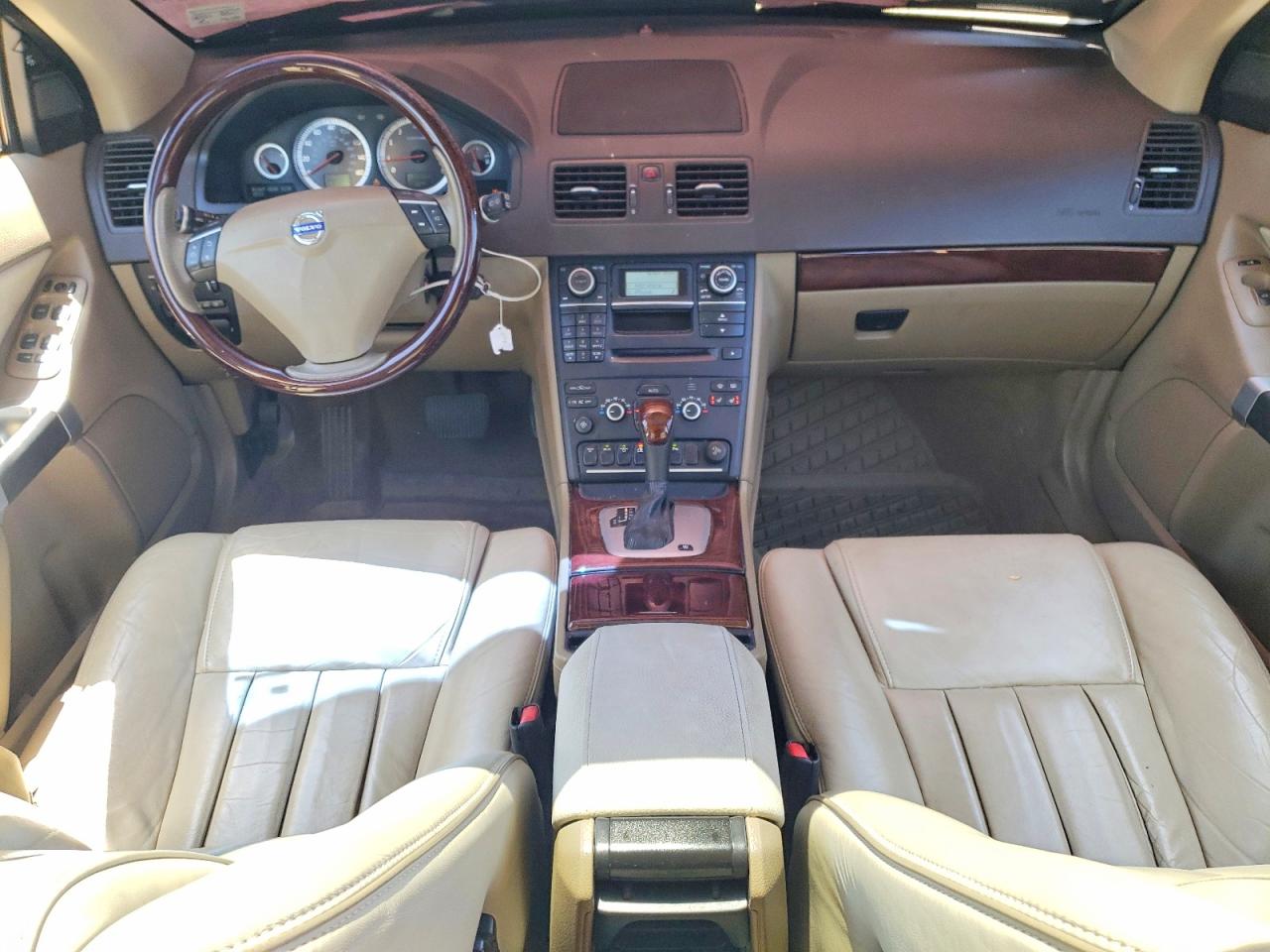 Volvo XC90 3.2