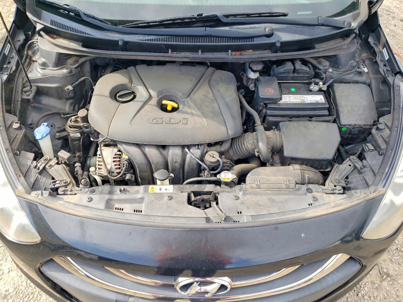 Hyundai ELANTRA Base