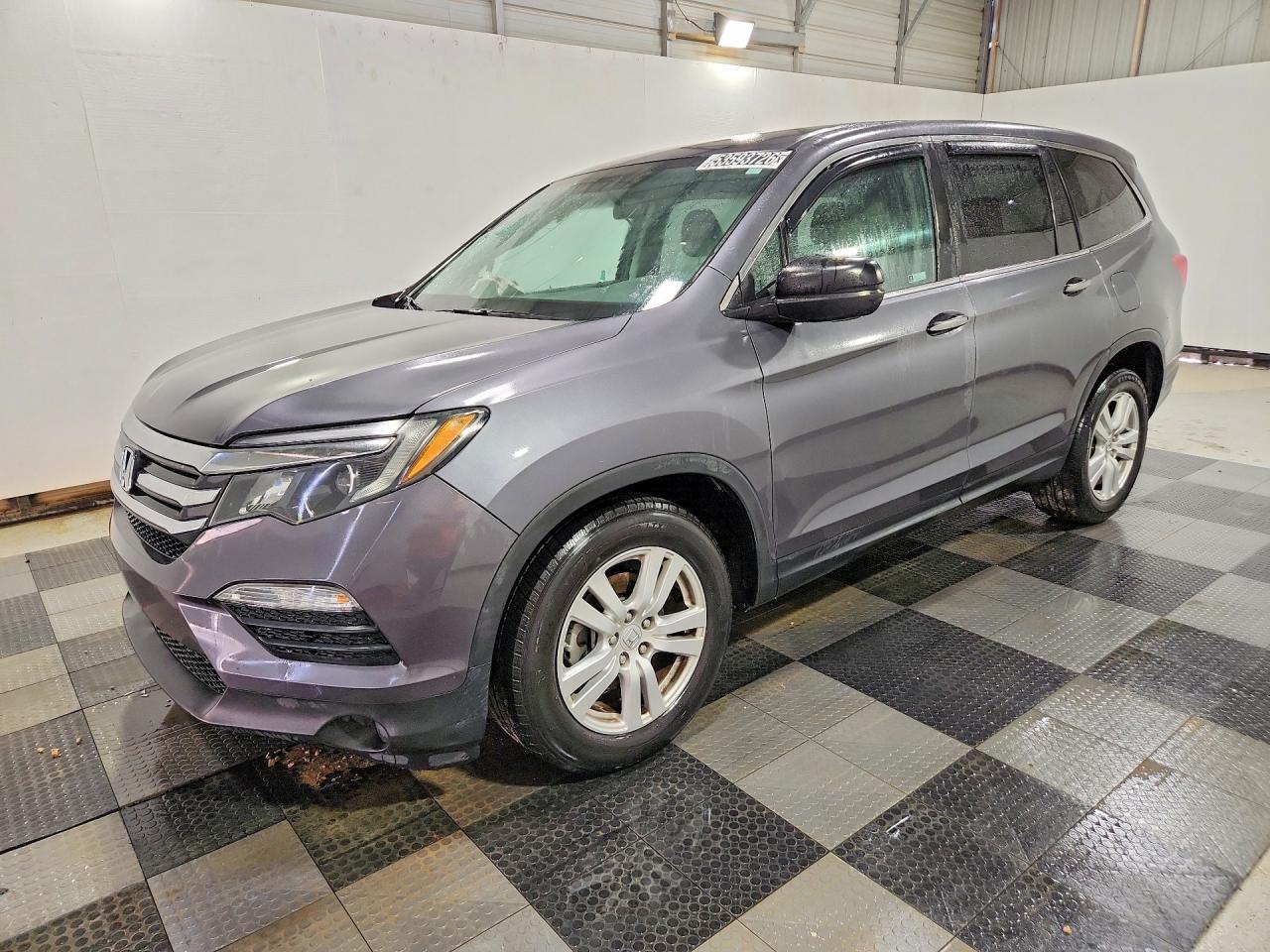 Salvage Honda Pilot Image