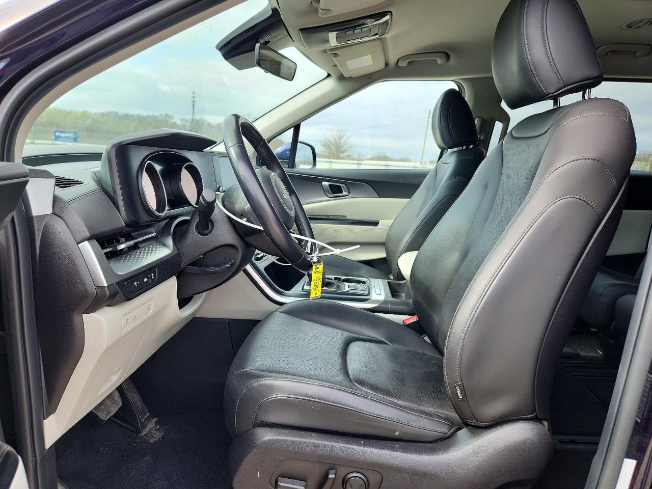 Kia Carnival Lx