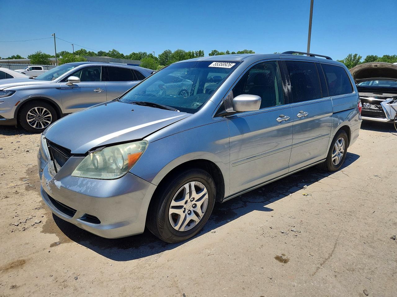 Salvage Honda Odyssey Image