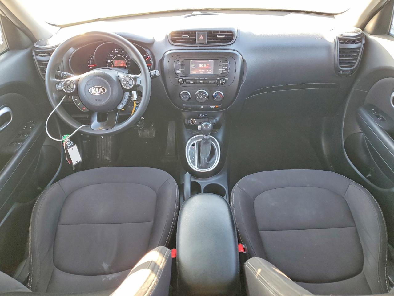 Kia Cadenza Base