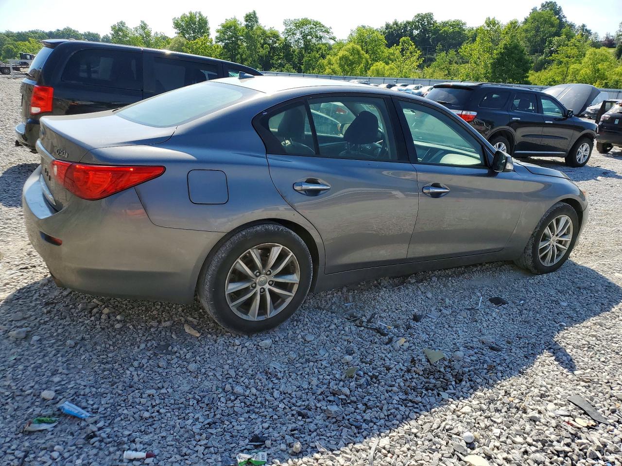 INFINITI Q50 Base