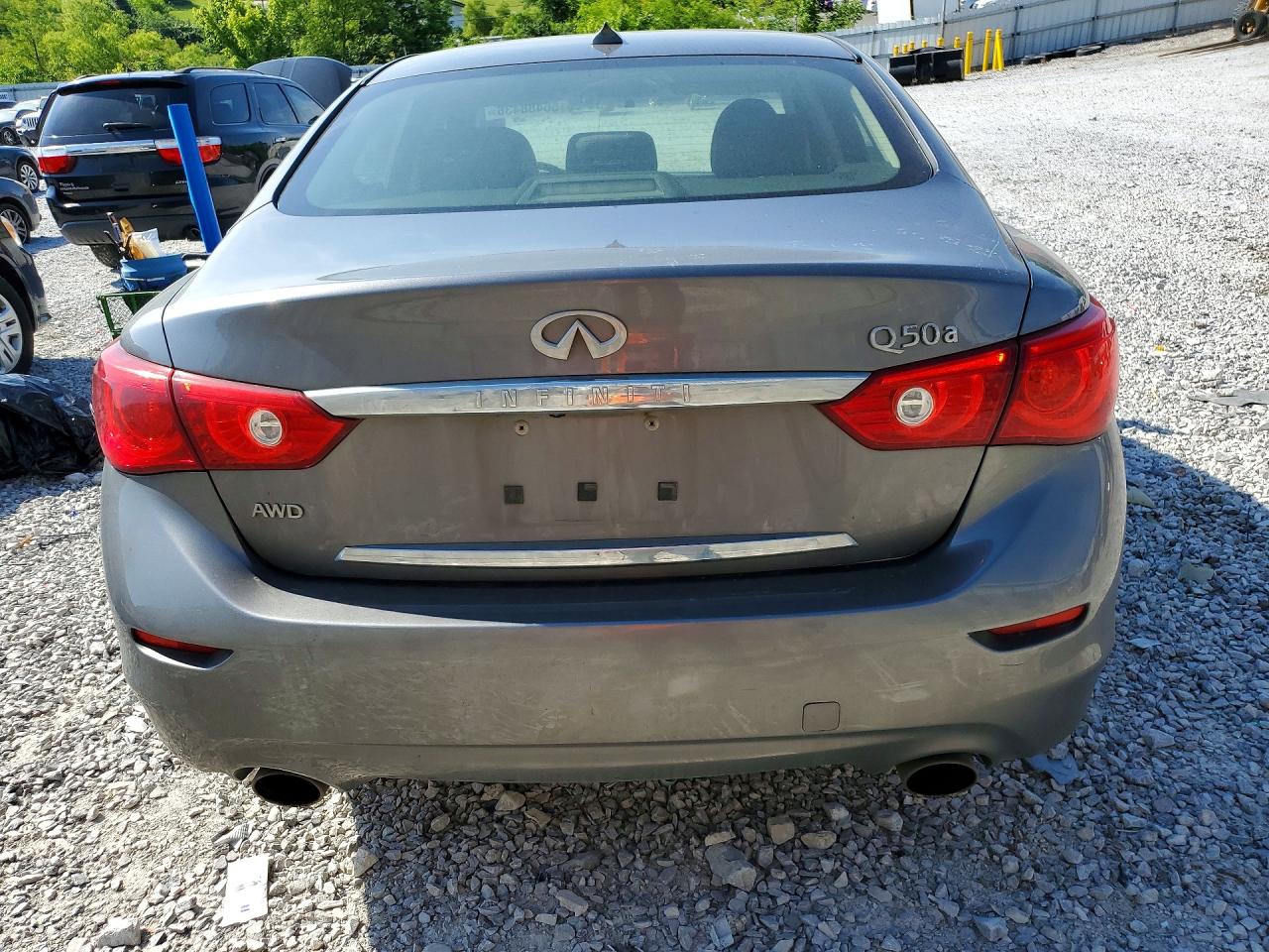 INFINITI Q50 Base
